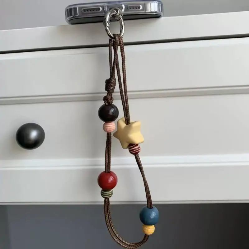 Schwarzes Handy-Lanyard mit Cartoon-Katzen-Motiv, Anti-Verlust-Seil, Handgelenkschlaufe, Perlenarmband-Design, Plüsch-Autoschlüsselanhänger, Taschenzubehör – Detail 6