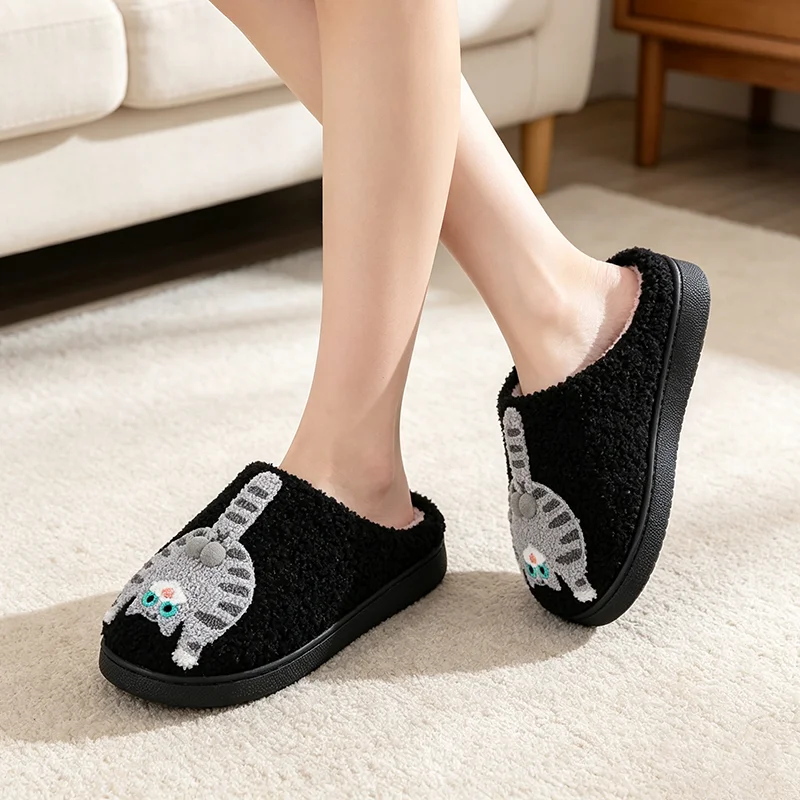 Neuartige 3D-Katzen-Plüsch-Hausschuhe für Damen, lustige Plüsch-Winter-Mules, warme, flauschige Fell-Slides für Mädchen, Unisex, rutschfest – Detail 2