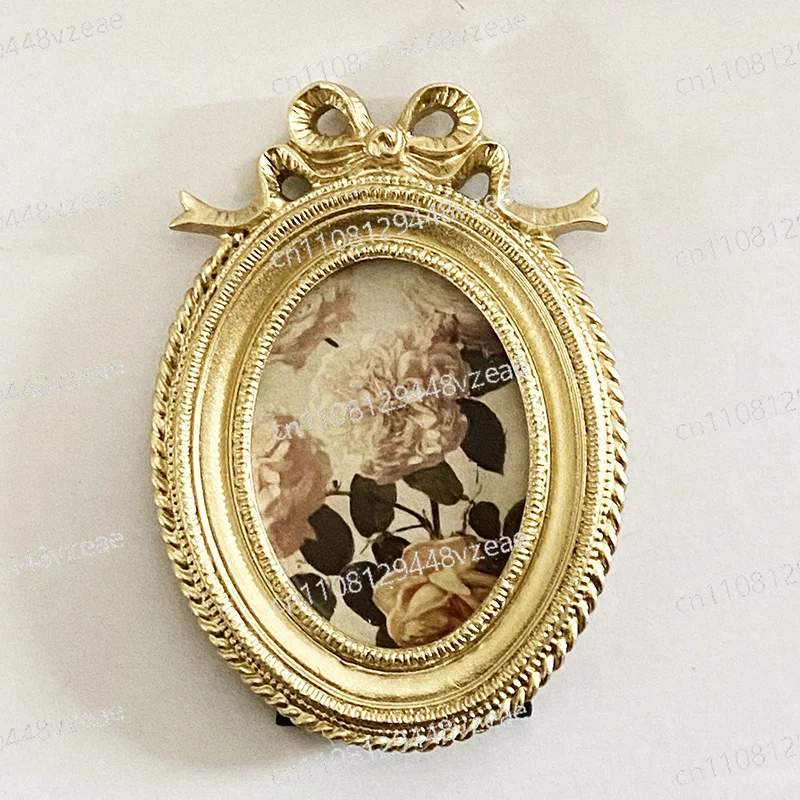 Wall-hung Photo Home Decoration Photo Frame Ornaments European-style Retro Distressed Resin Embossed Pattern Photo Frame
