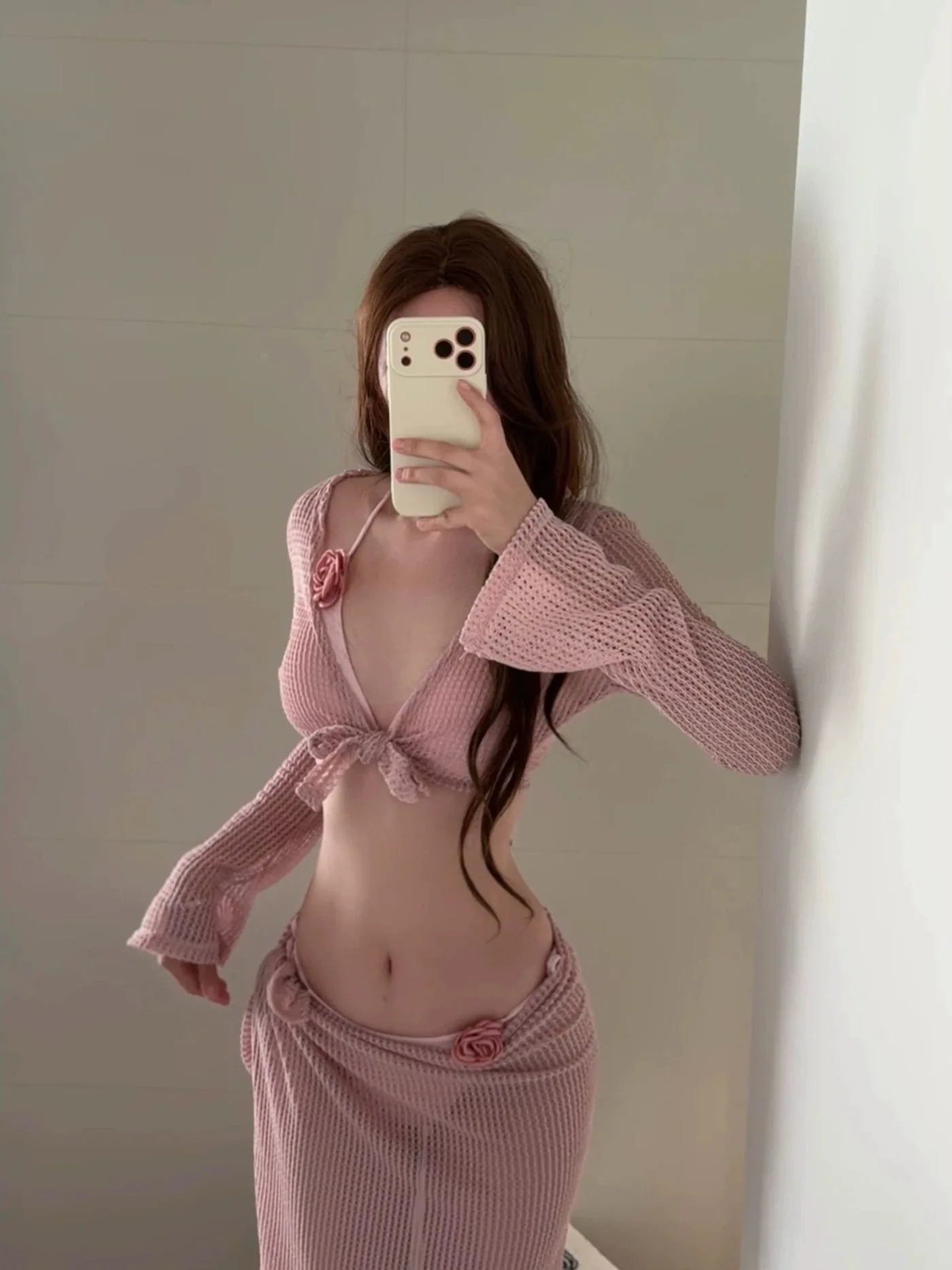 

Sexy Knitted Bikini Swimming Suit Pure Desire White Highlighting Holiday Hot Spring Slim Fit Four Piece Set High End Feeling