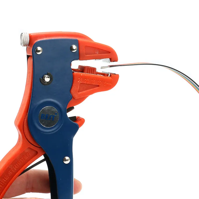Multi functional stripping machine, cable stripping pliersautomatic adjustmentcrimpingstripping knife