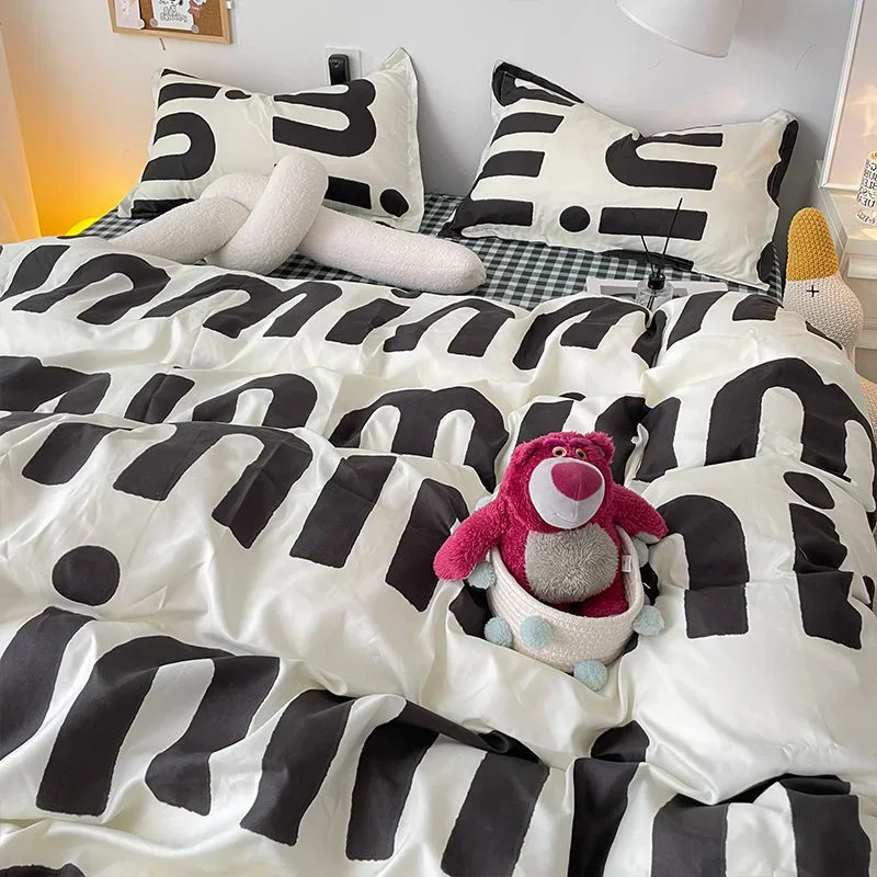 Korean Style Black Letter Bedding Set Bed Flat Sheet Pillowcase Fashion Duvet Cover Set Kid Adult Queen Full Twin Size Bed Cover