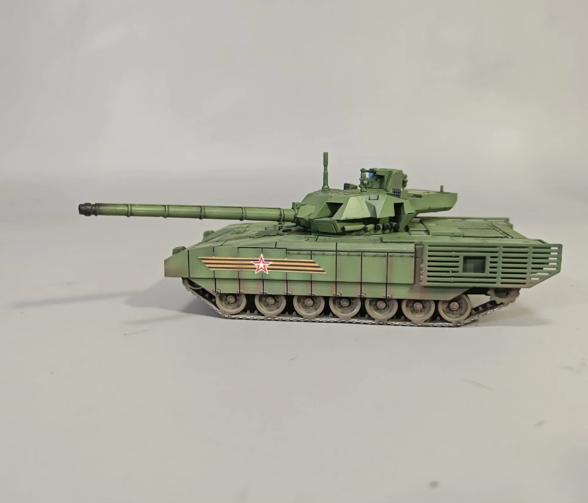1:72 Russian T-14 Armata tank mo, hand-painted finished model decorative ornament, plastic material (ships after 3 days of work) view 2
