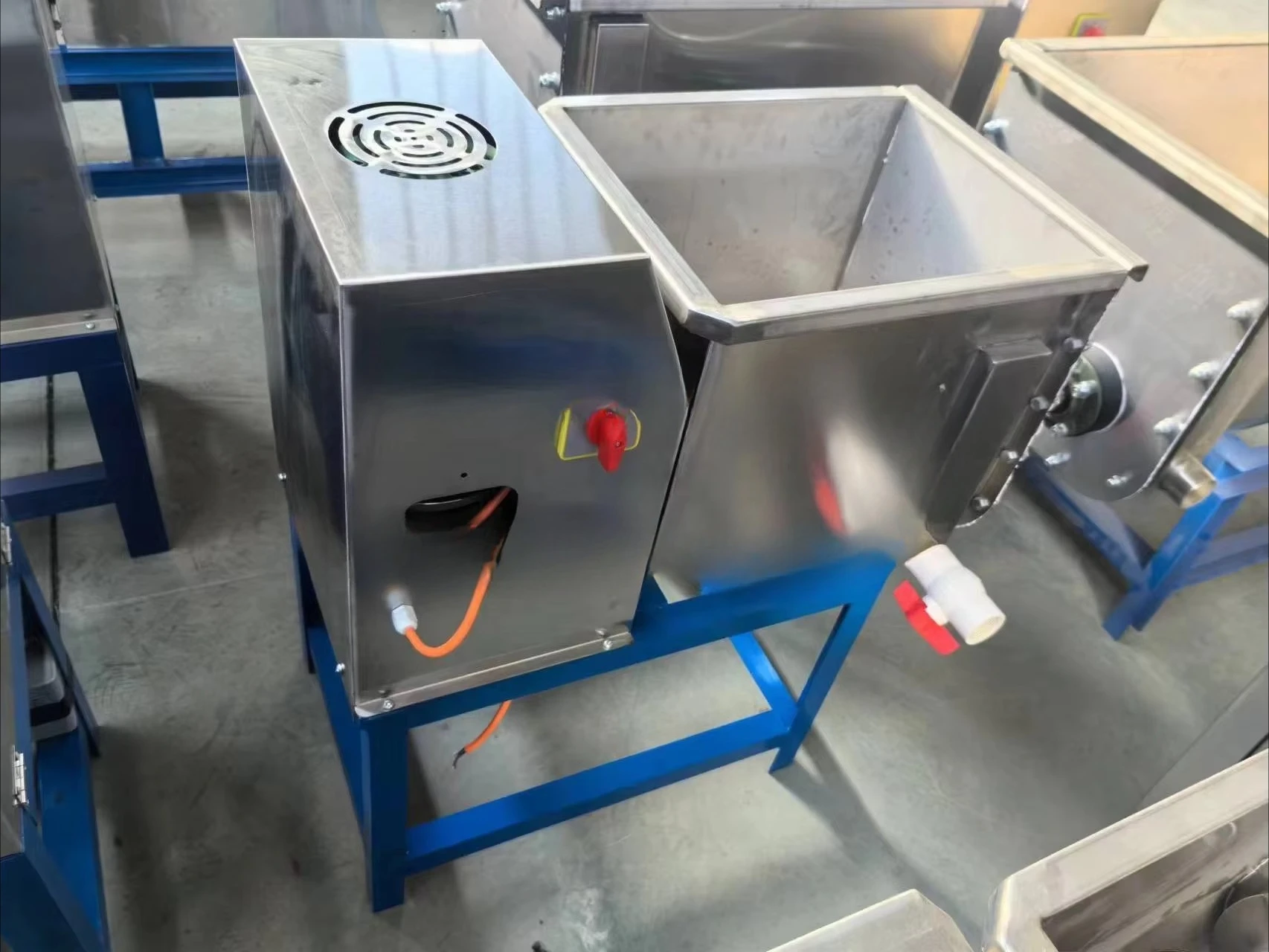 آلة تصنيع الغلوتين الدقيق سيتان الغسالة التجارية مزدوجة دوامة الغلوتين تشكيل الغسالة