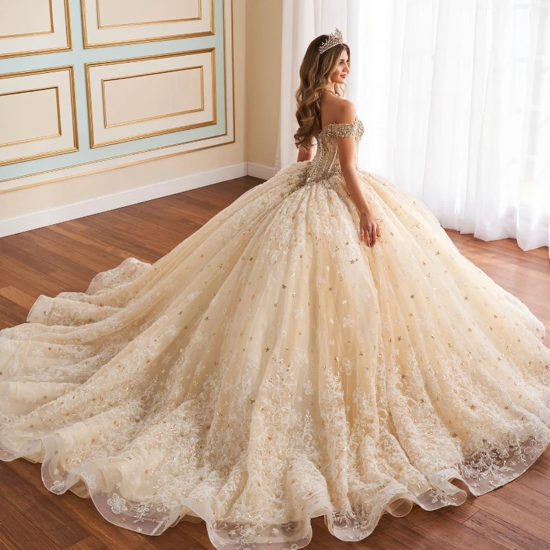 Champagne Sweetheart Quinceanera Dresses Party Gown Off The Shoulder Applique Lace Beads Crystal Tull Princess Sweet 16 Dress Ve