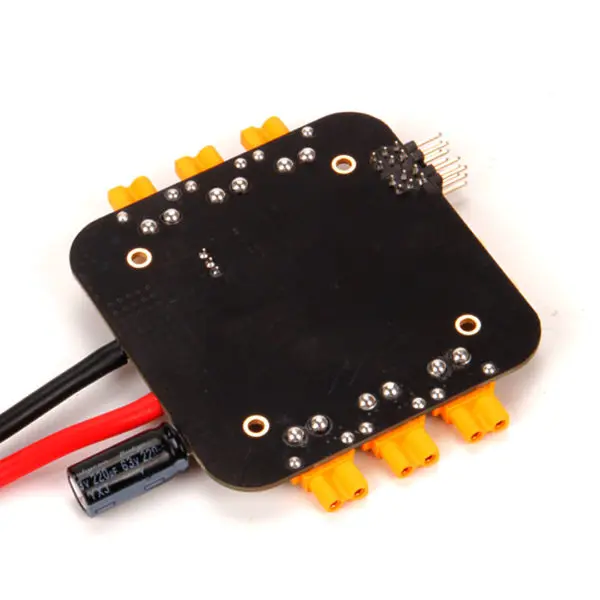 El módulo de alimentación Holybro PM03D compatible con el controlador de vuelo utiliza el monitor de potencia I2C con conectores XT-30 y XT-60 para multirotor