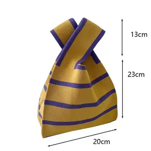 Kleine handgefertigte Tasche für Frauen, Freizeitbeutel, breiter Streifen, Streifen, Mini -Tasche, Student Umhängetasche, wiederverwendbar 10 Hauptverkaufstasche Croche - №1