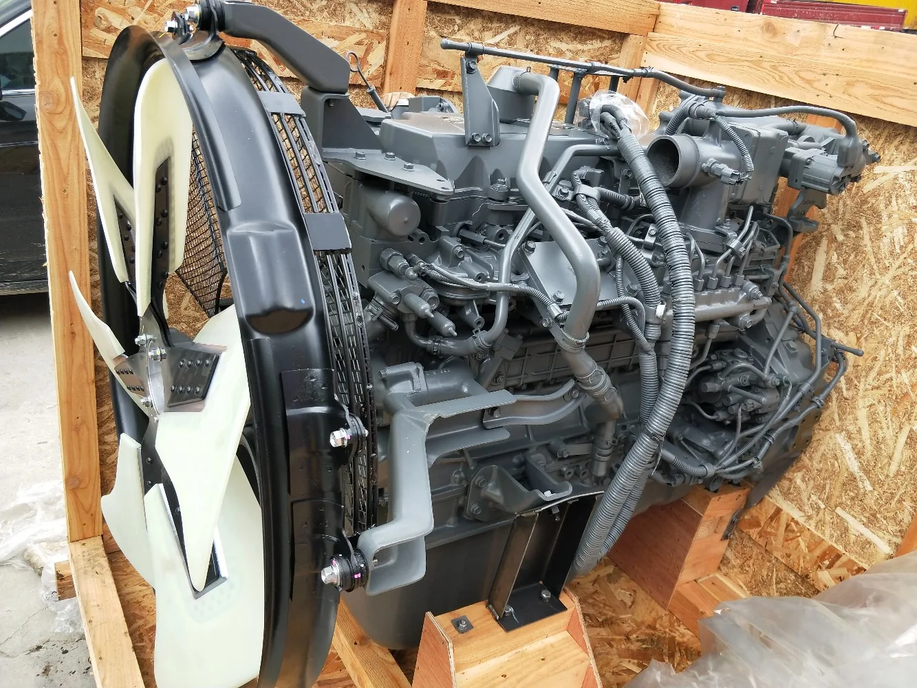 6 Cylinders Water Cooling ISUZ 6HK1 Diesel Engine