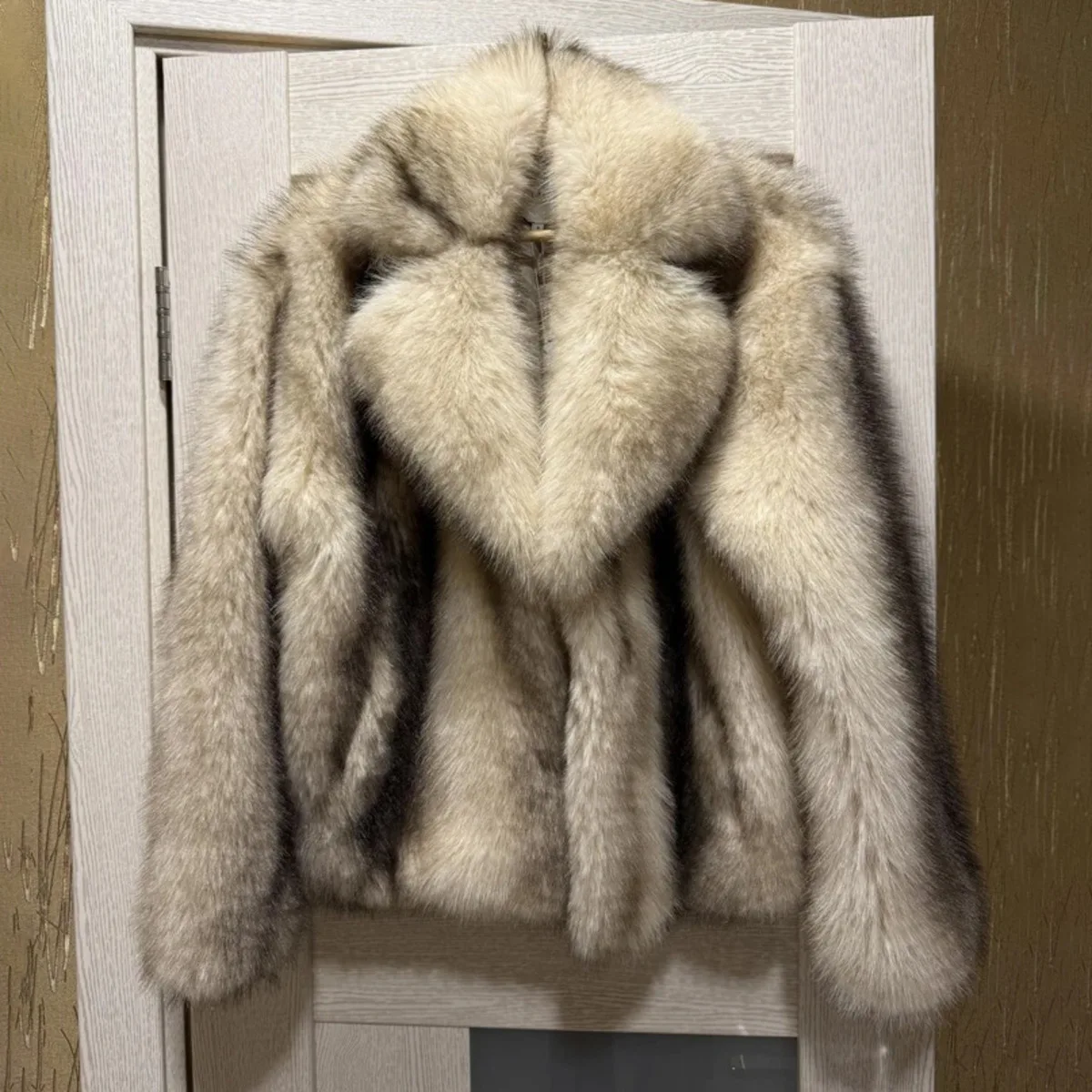 BJTZ سترة نسائية جديدة فاخرة مخططة من الفرو الصناعي لشتاء 2025 معطف سميك دافئ من القطيفة أنيق وبسيط غير رسمي مريح ممتاز #5