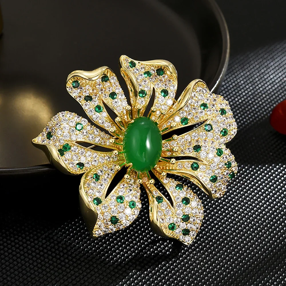 

Luxury Brooch for Women fashion Copper Flower Brooches Green Agate stone Zircon Inlaid Pin High Quality Jewelry Accessories Gift