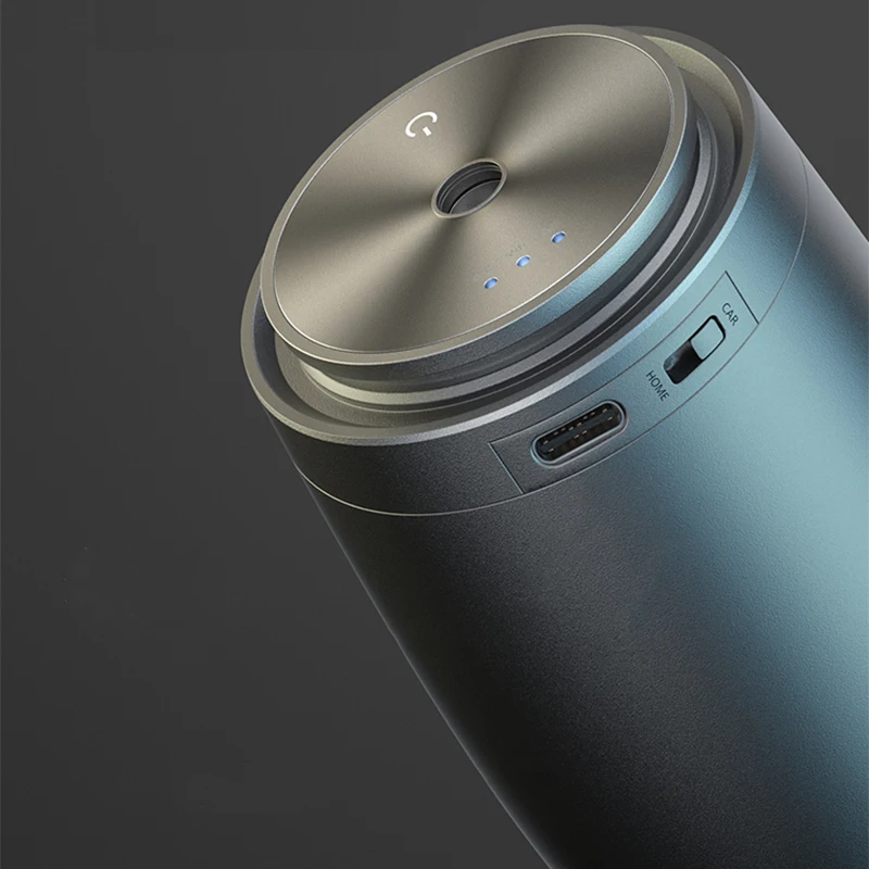 Diffusore di aromi di oli essenziali per auto domestiche portatili Macchina per profumi a batteria senza acqua più fresca con olio profumato da 100 ml
