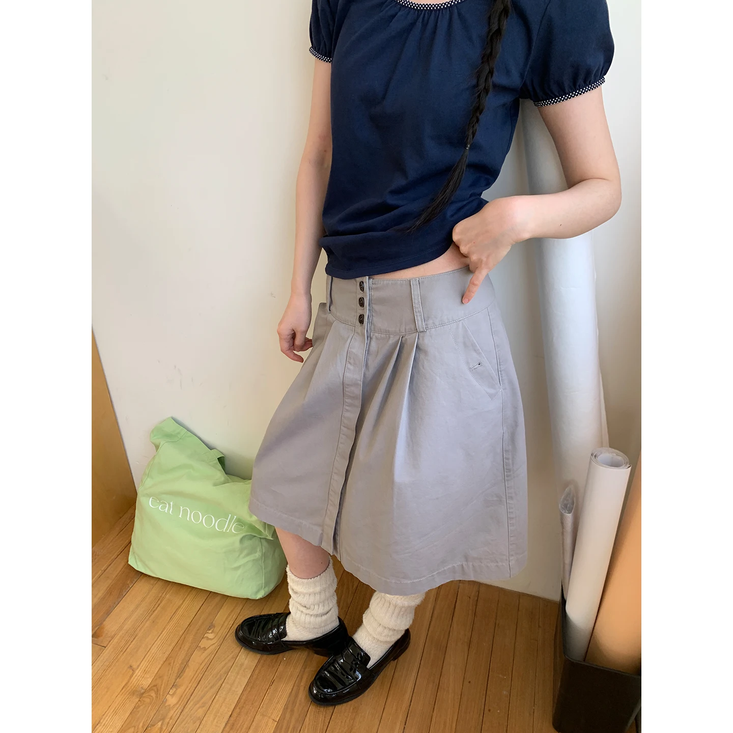 

English Oni Grey Vintage Heavy Embossed Wash Half Skirt Women's Loose Slimming A-Line Short Skirt High Waist Button Detail
