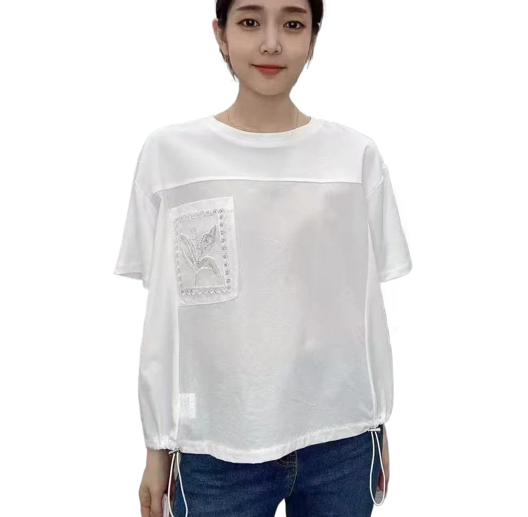 

Женская блестящая футболка с короткими рукавами, круглым вырезом, завязками по бокам и накладными карманами