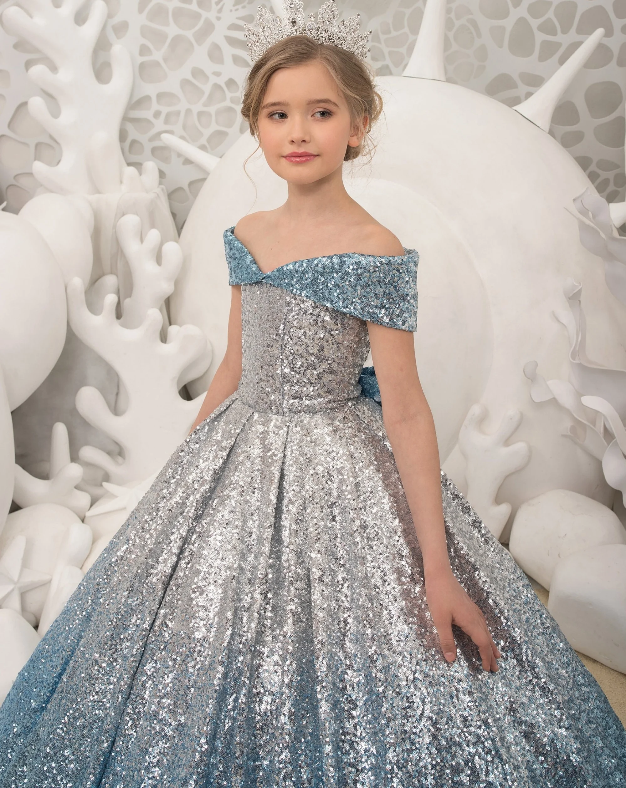 Wunderschönes One-Shoulder-Ärmel-Blumenmädchenkleid mit Schleife, Prinzessin, kleines Kind, Hochzeit, Partykleid, Erstkommunion, Geburtstagsgeschenk