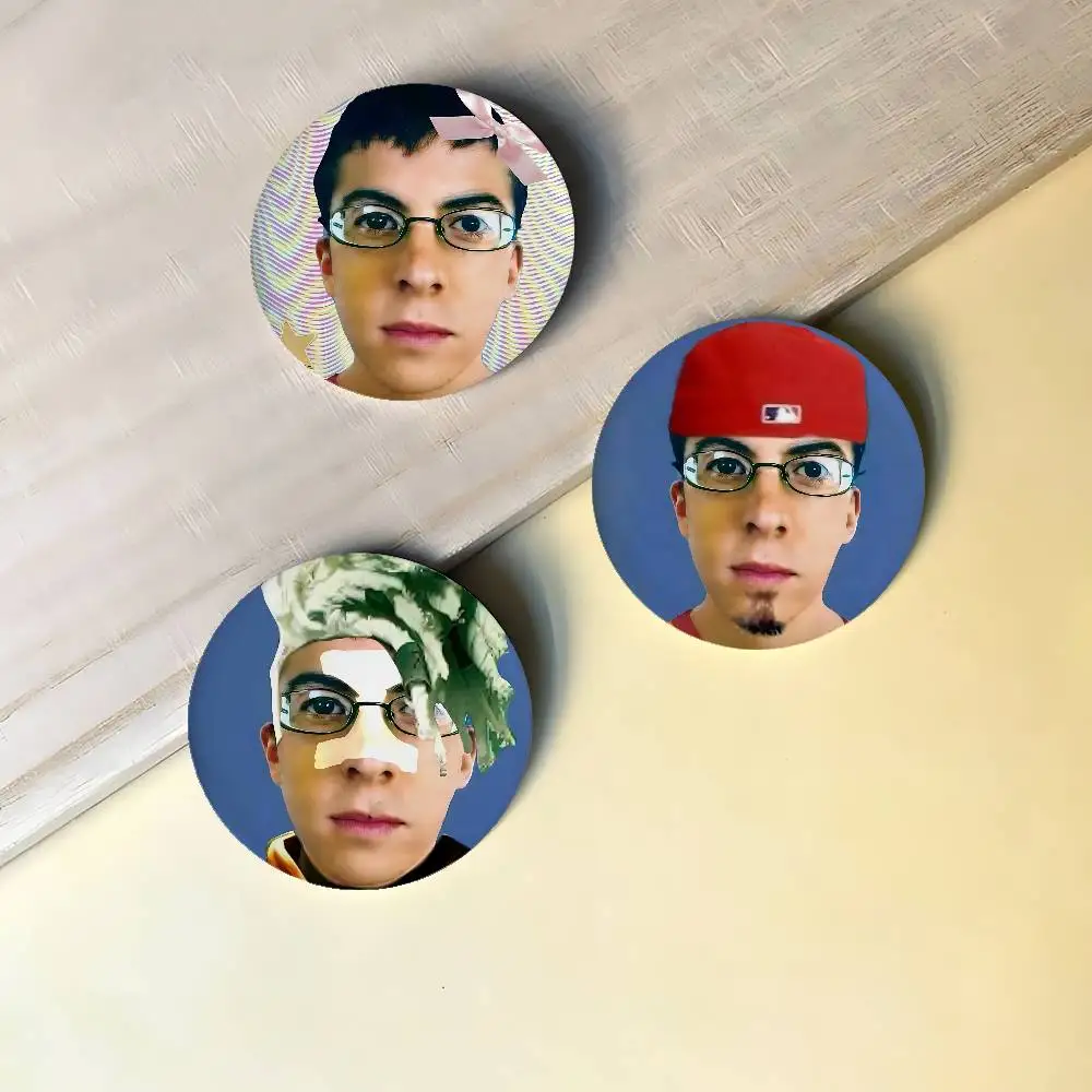 Funny M-mclovin Badges Peripheral Lapel Pins Tinplate Round Brooch For Shoulder Bag Accessories Souvenir Gifts