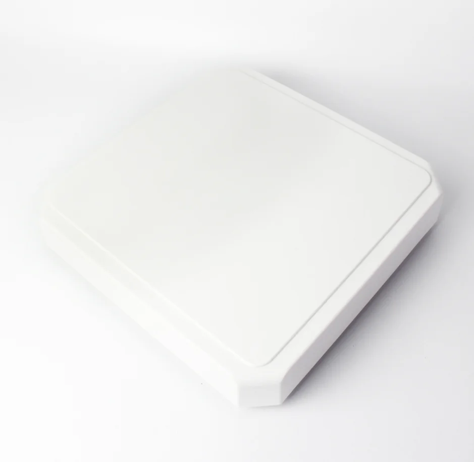 AN960 UHF RFID Reader, Long-Range Output, Integrated UHF Reader Antenna, Circular Polarization, Globally Compatible