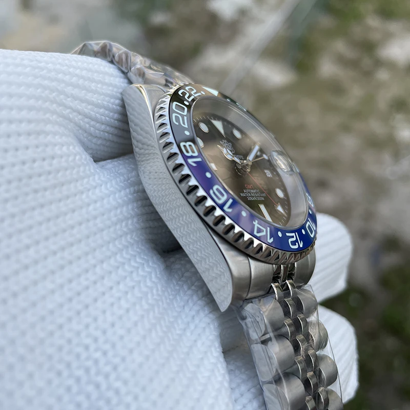 Steeldive Men Diver Watch GMT Automatic Mechanical Wristwatch 30ATM Waterproof C3 Luminous NH34 Sapphire Ceramic Bezel