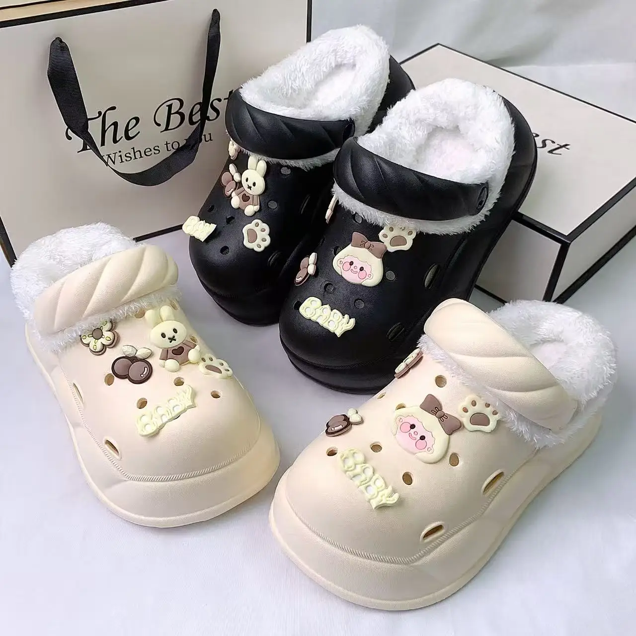 New Style Furry Slippers for Women, Plush Clogs with Holes, Princess Rabbit Thick-Soled Clogs, Non-Slip, Elevated, Warm, Soft, Suitable for Outdoor and Indoor Use