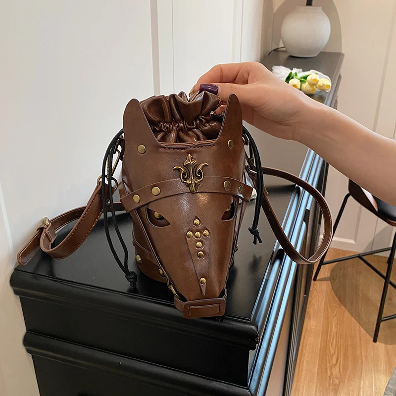 

String Rivets Personality Crossbody Bags for Women 2026 New Hot Sale Super Cool Exquisite Horse Head PU Bucket Shoulder Bags