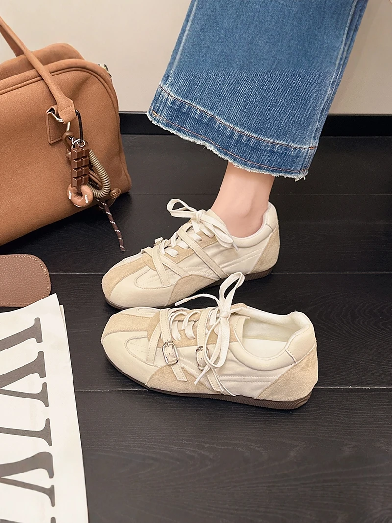 シルバー厚底デクンシューズ-レディース-2026年春新作-カジュアルバレエスタイル-ホワイトスニーカー-アガンシューズ-身長アップインナー