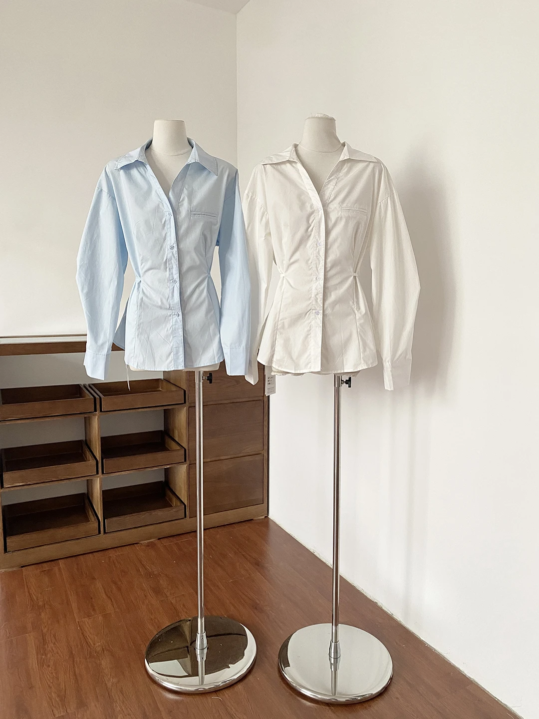 

Spring 2026 Women's Elegant Hollow out Long Sleeve Shirt Slim Fit Versatile Top Pure Color Commute Style Polyester Fiber