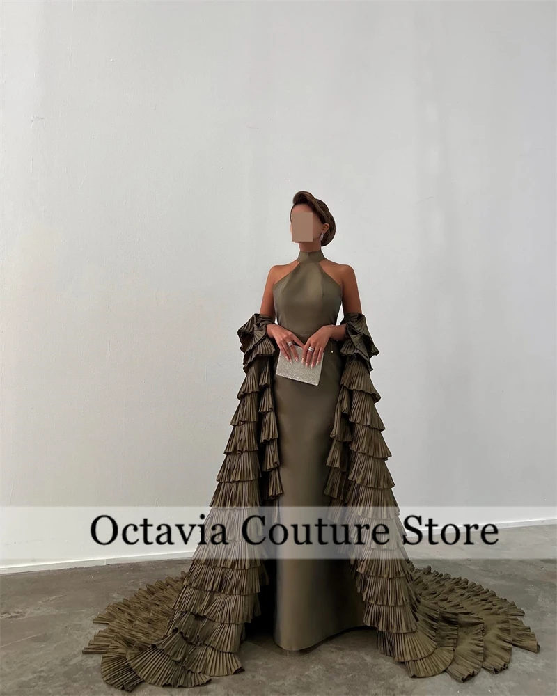 Halter Chapel Train Satin Formal Evening Dress Floor Length Robe de soirée Straight Sleeveless Elegant Solid Color Saudi