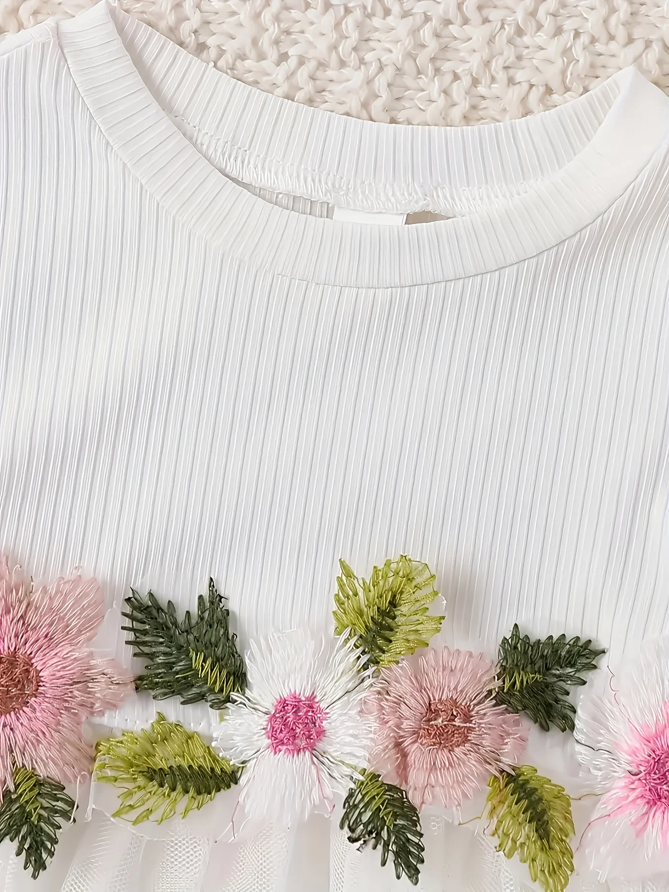 فستان شبكي جميل بأكمام طويلة ومنقوش بالزهور للأميرة الصغيرة مناسب للحفلات الخارجية في الربيع والخريف