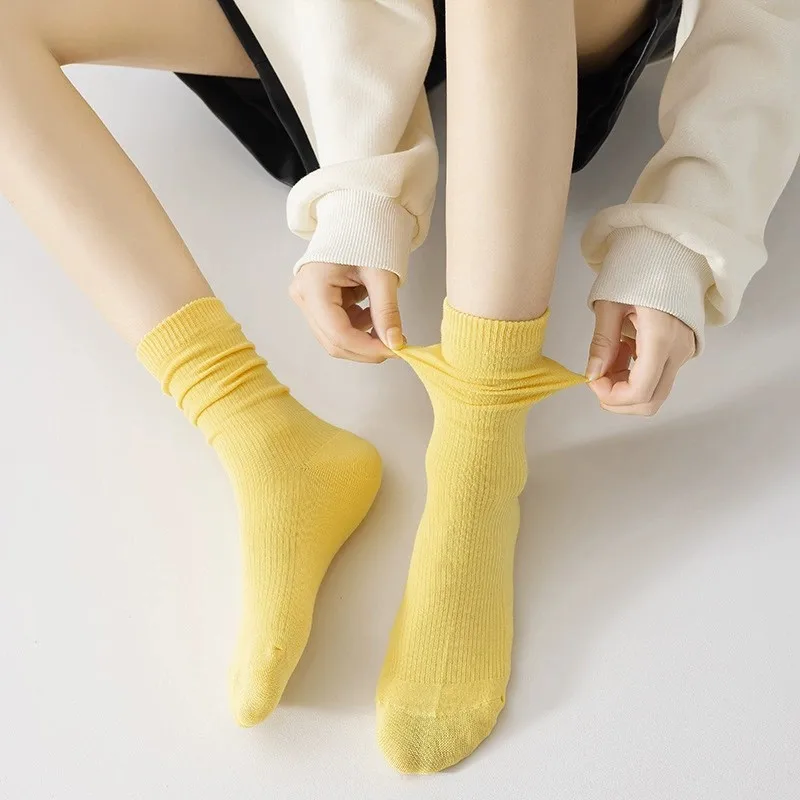 3/6/12 Pairs Frauen Gestrickte Baumwolle Mitte Rohr Socken Mode Candy Einfarbig Komfortable Schweiß Absorbieren Atmungsaktive Casual Socken – Detail 4
