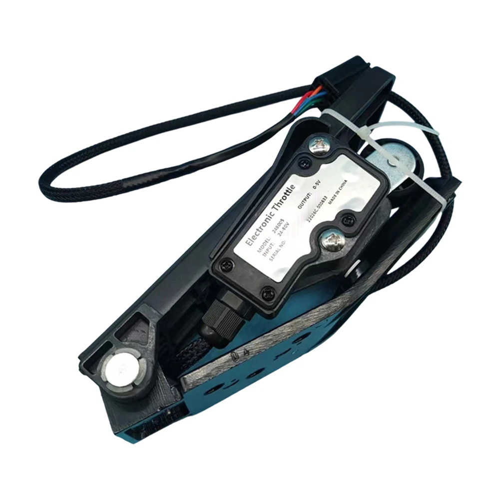 YDJS-4805 Forklift Accelerator Pedal with 0-5V 3.6V-0 0-10V Output Designed for Efficient Electric Forklift Handling