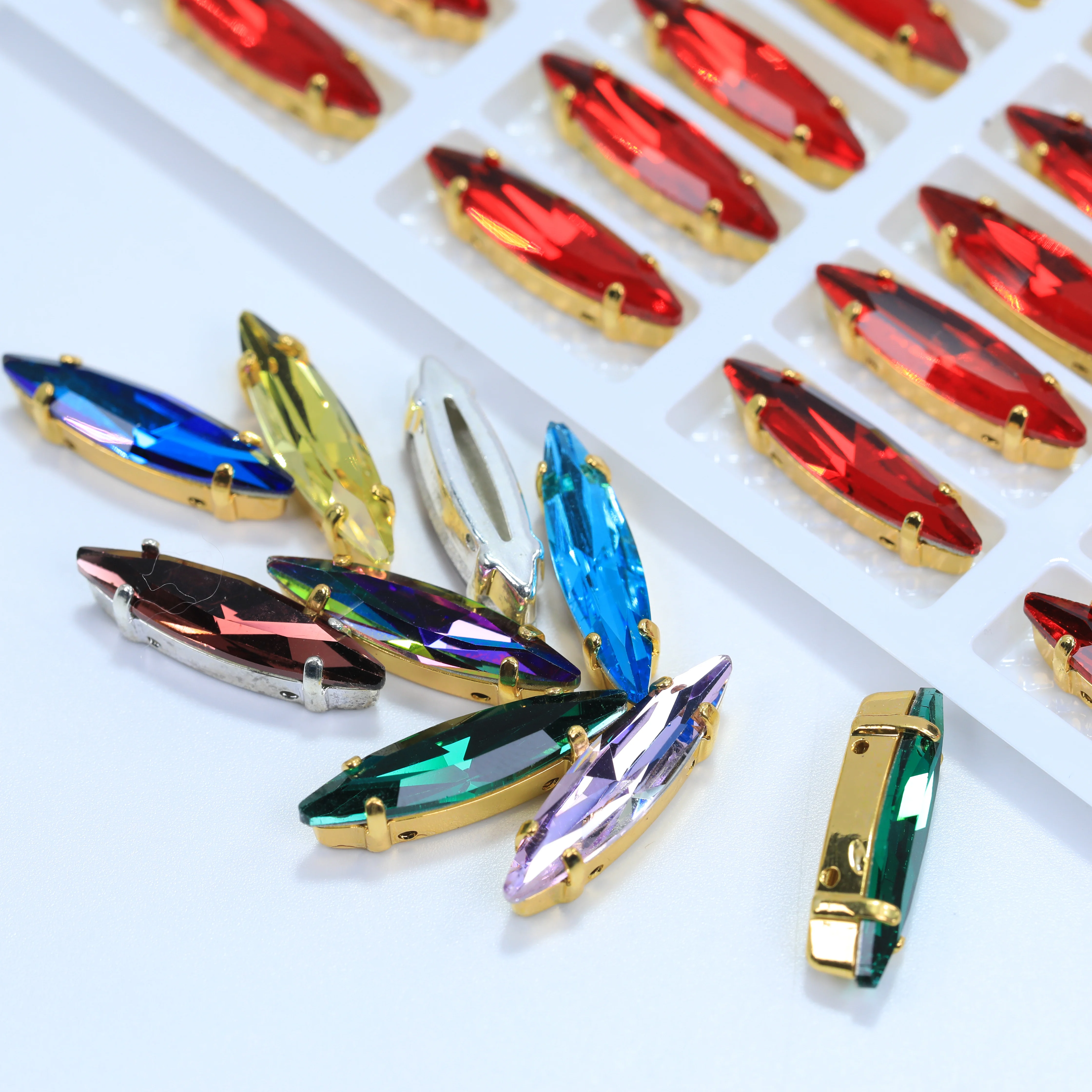 Alle Größen und Farben Sphinx Eye Fancy Stone Glas Kristall Aufnähbare Strasssteine Gold Silber Krallen-Strasssteine für Kleidung, Taschen – Detail 5