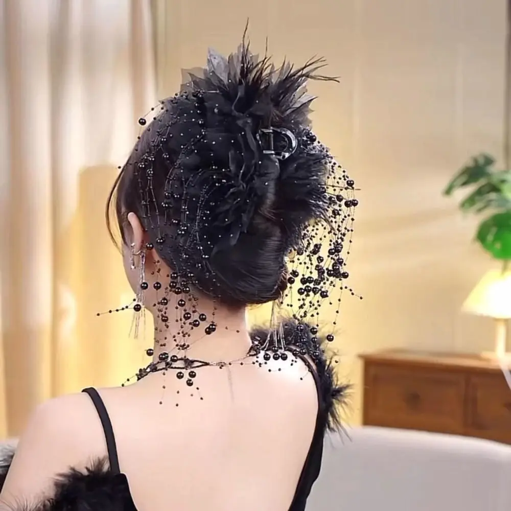 

Fashion Cloth Grasping Clip Feather Flower Pearls Four Flowers Hair Claw Tassel Shark Clip for Girl