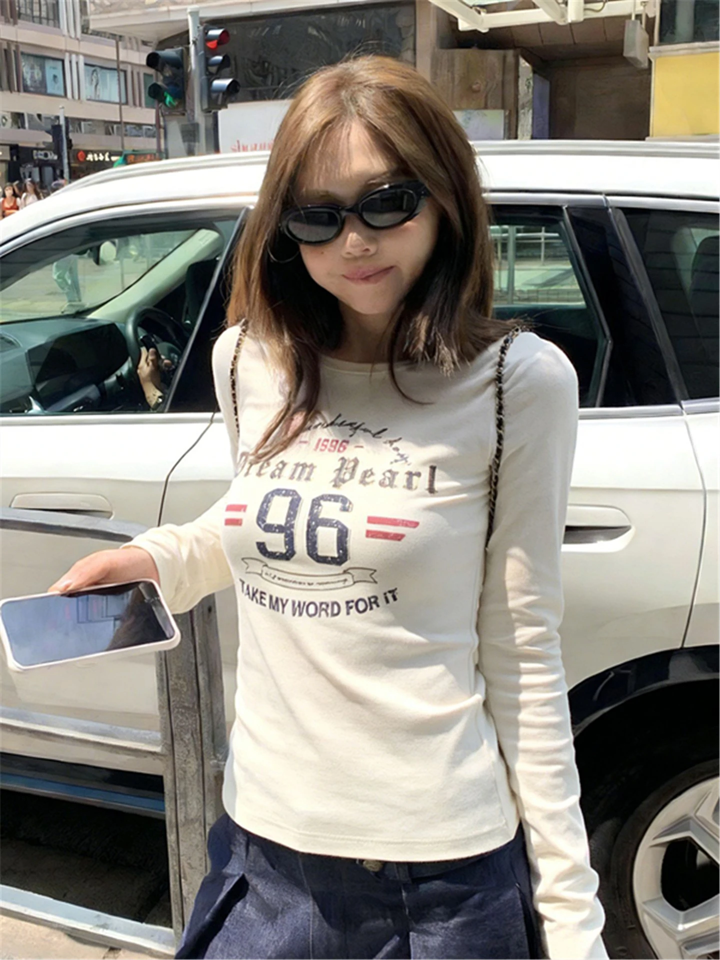 Retro American White Letter Print Long Sleeve T-Shirt Women's Slim Fit Spring Base Layer Shirt Short Top Skin-friendly Breath...