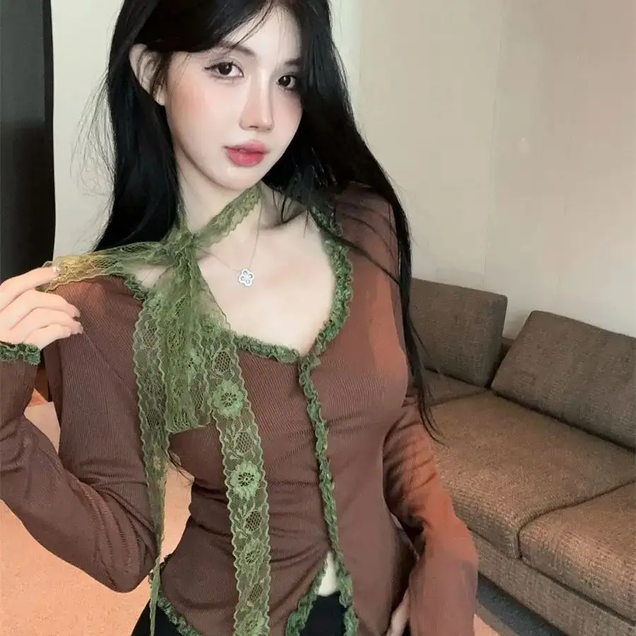 

Lace Splicing V-Neck T-Shirt Bottoming Shirt Retro Girly Autumn New Halterneck Ribbon Slim Niche Long-Sleeved Top