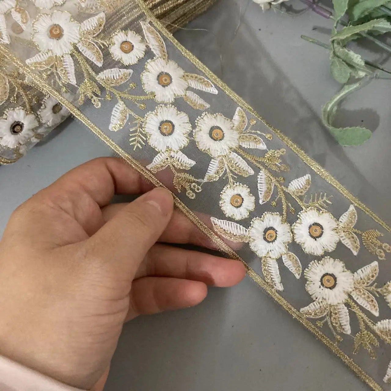 

1 Meters Cotton Flower 5.5cm Wide Gauze Vintage Lace Edge Trim Ribbon Embroidery Gold Thread Curtain Garment Accessories