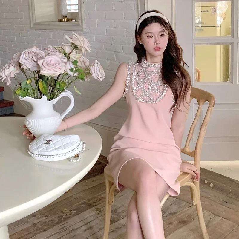 

New Fashion 2024 Women Summer Sleeveless Embroidered Flares Diamonds Pearls Sequined Beading Pink Casual Party Mini Dress