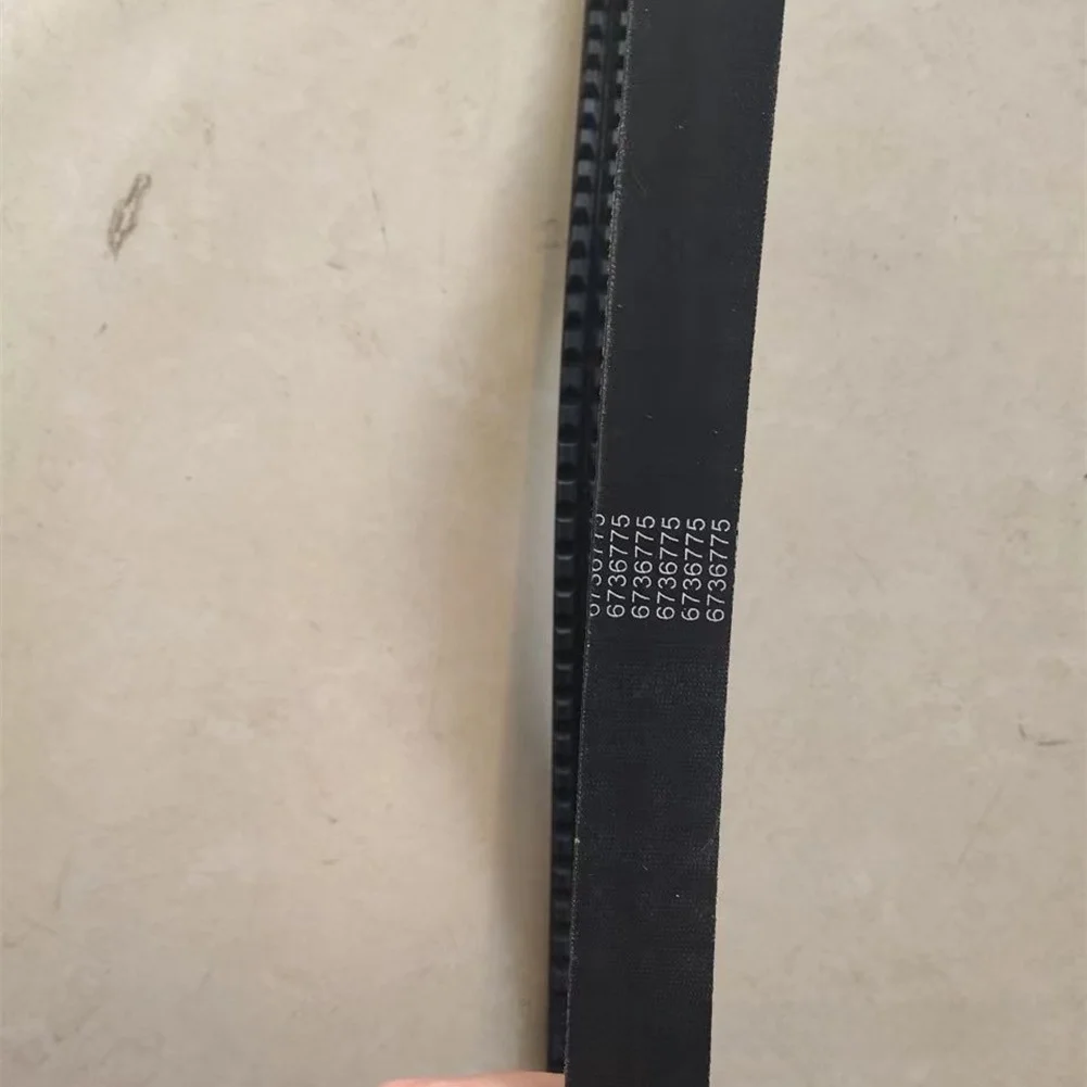 6736775 Engine Drive Belt for Bobcat Skid Steer T140 T180 T190 753 S130 S150 S160 S175 Suitable for Kubota V2203 Machinery Use