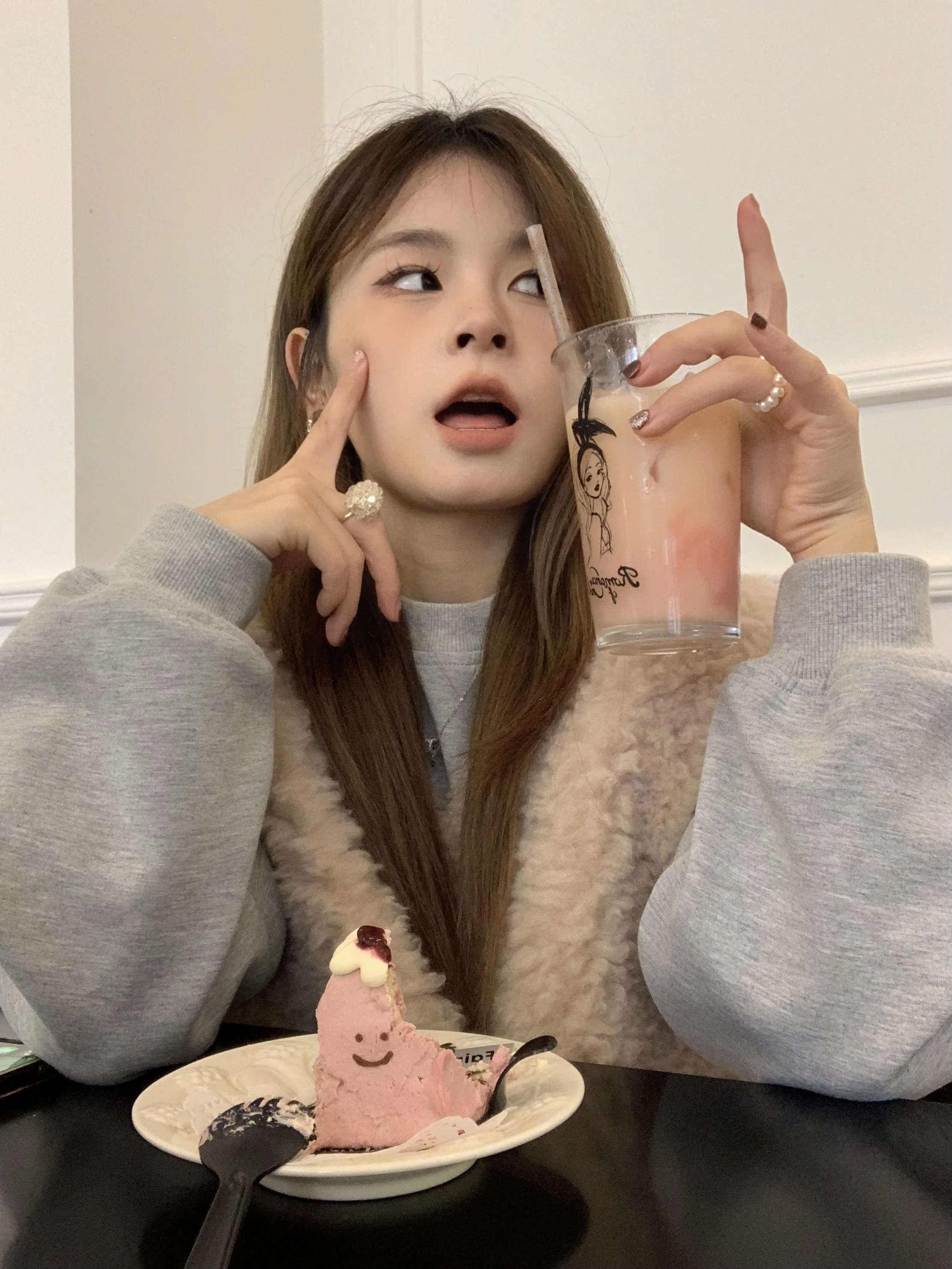 

Женский жилет из меха ягненка, круглый, из интегрированной кожи и меха, однослойное зимнее пальто на одной пуговице, оригинальный дизайн