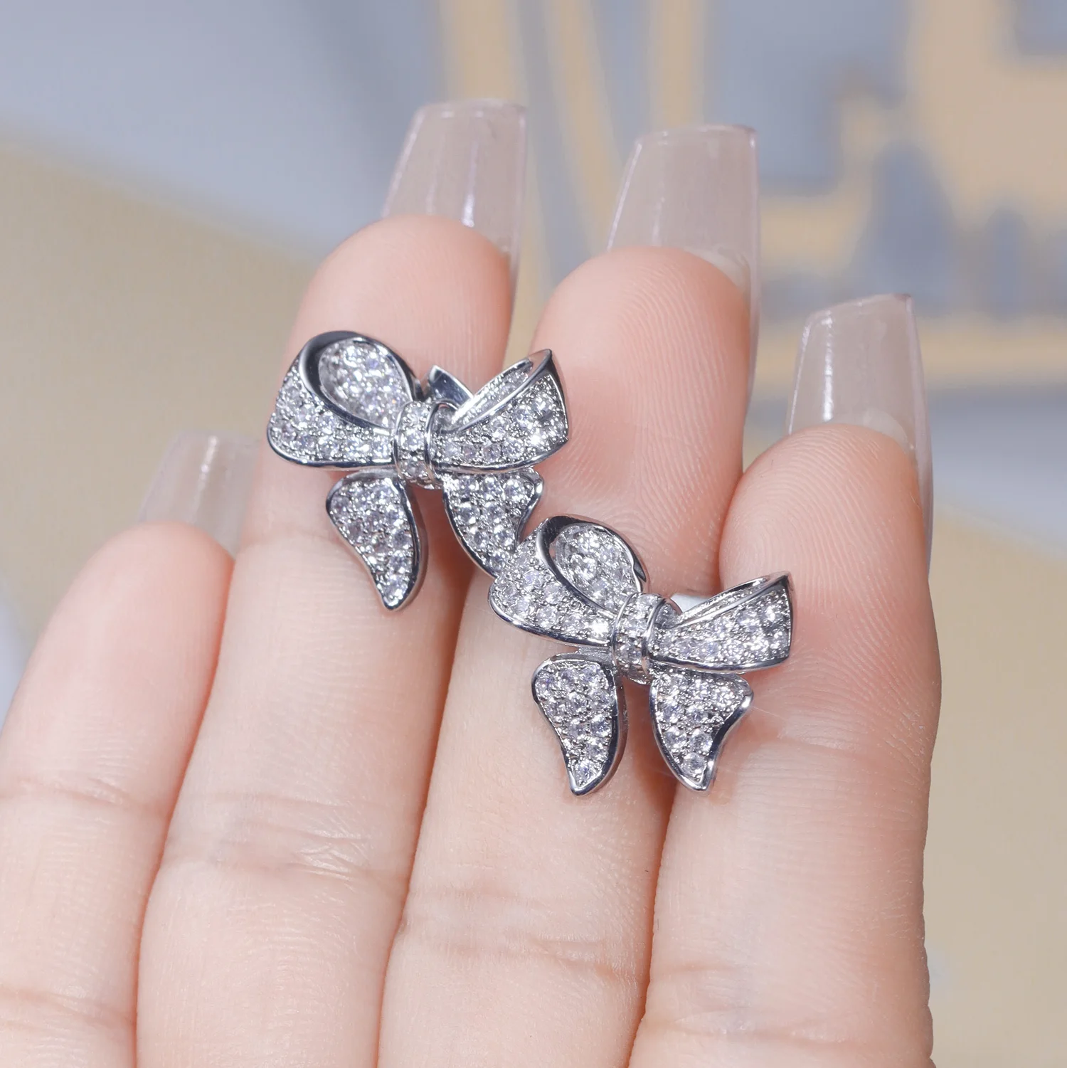 925 Sterling Silber niedlich feine Bowknot Ohrringe Zirkon Ohr stecker für Dame s925 Schmuck Party exquisite Geburtstags geschenke
