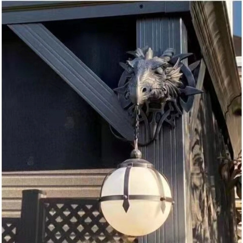 Dragon Head Wall Lamp, Resin Medieval Dragon Wall Sconce with LED Light, Retro Dragon Decorative Light for Home, Bar & Halloween