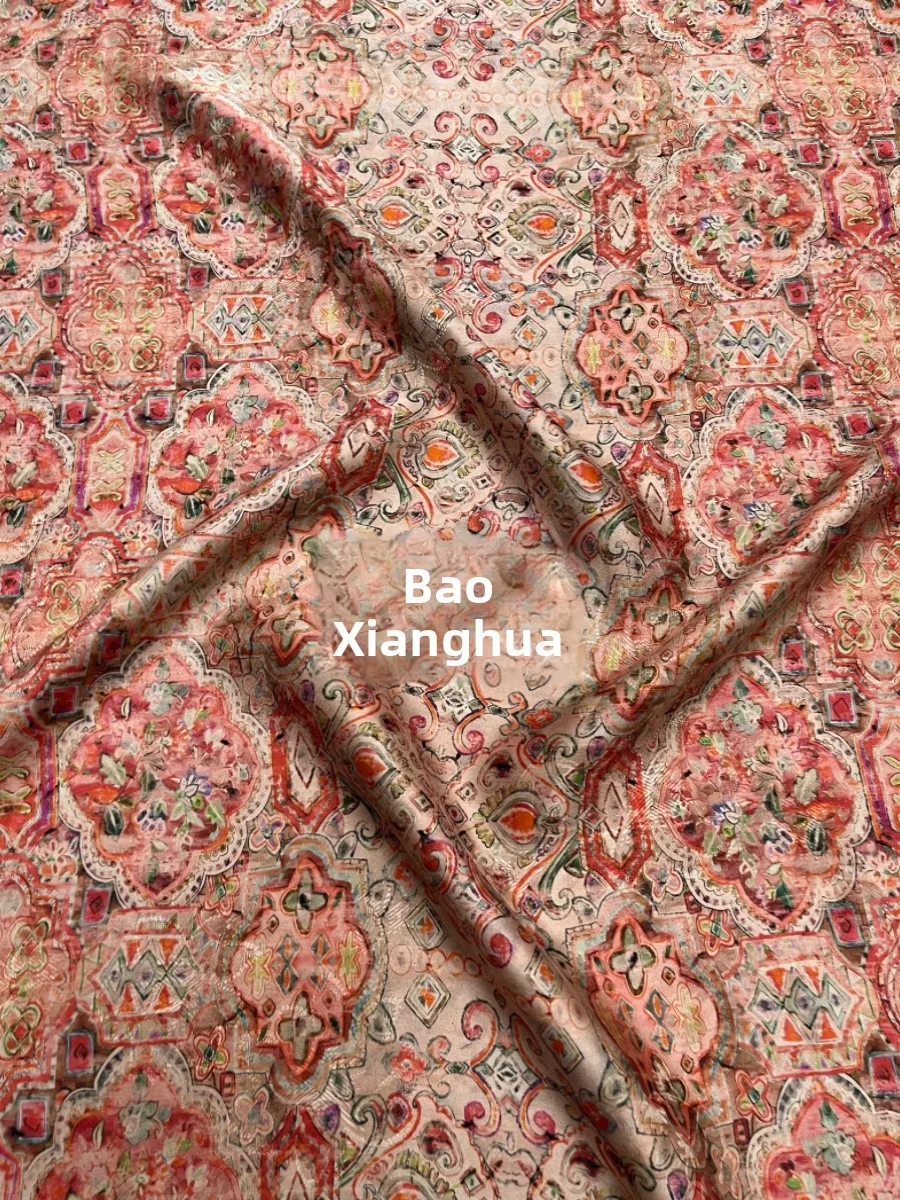 

Новая китайская шелковая ткань Dr Material Fraant Cloud Silk Red Cloud Silk с традиционным растительным цветочным узором для домашнего текстиля