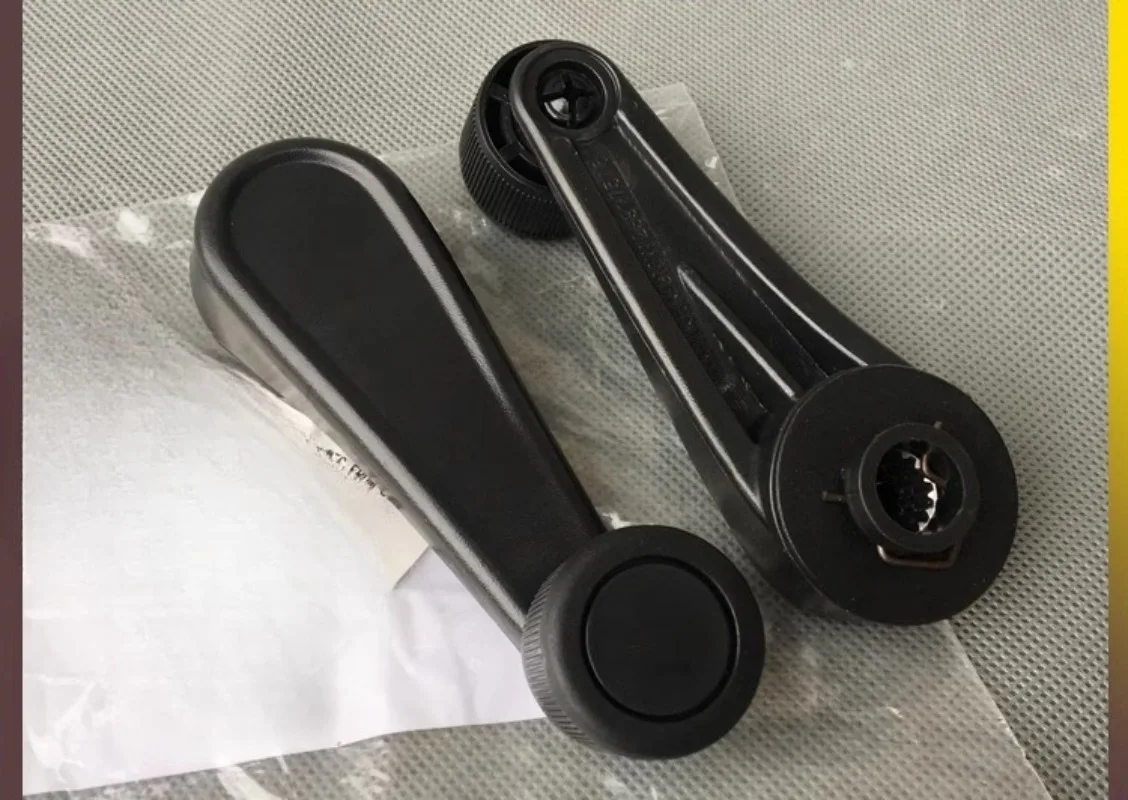 

Middle Door Regulator Handle Rear Side Window Crank for Wuling Hongguang S 2010-2017