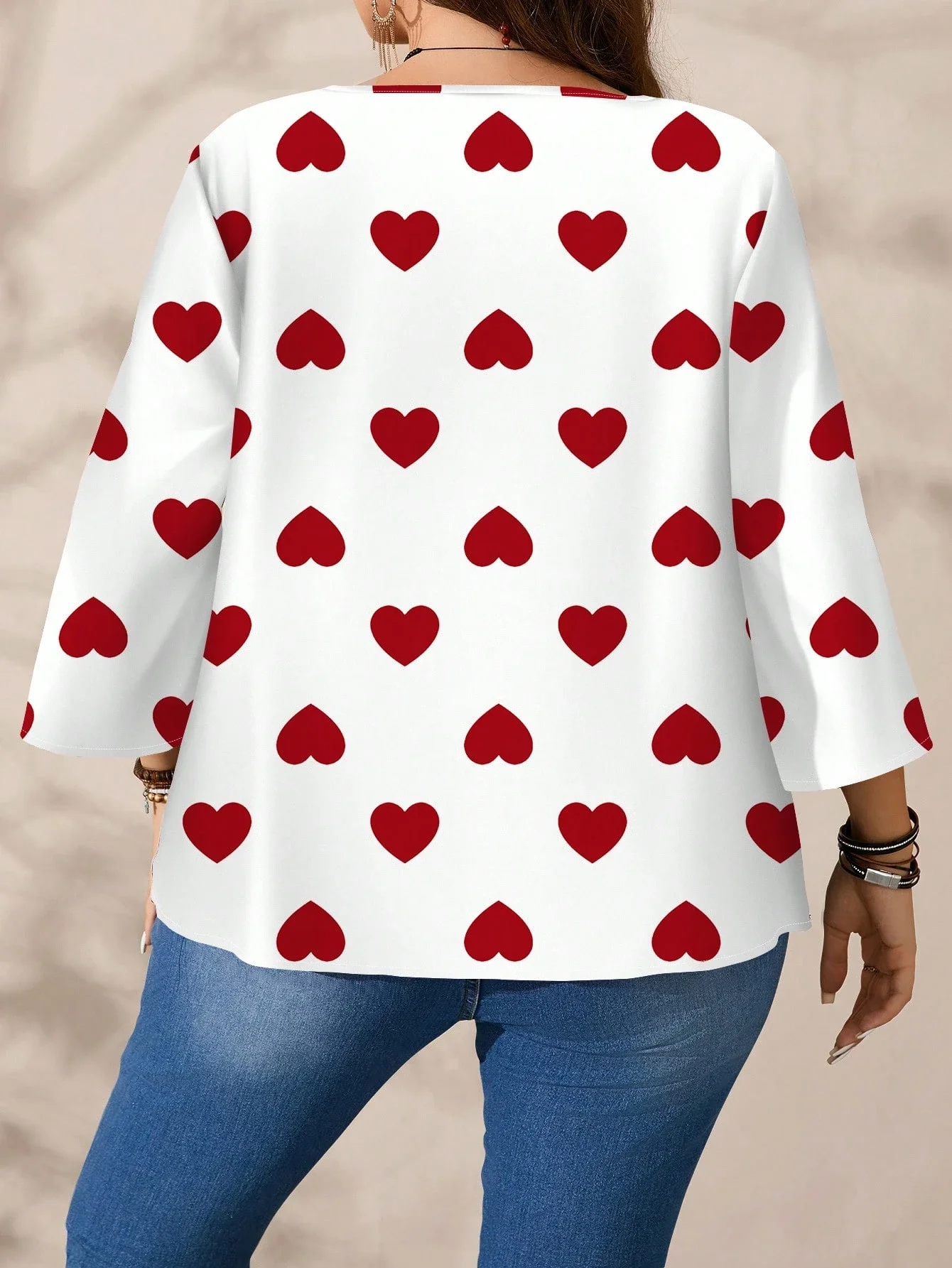 

Женская повседневная рубашка с круглым вырезом и принтом в виде сердечек, свободного кроя, с рукавами 3/4