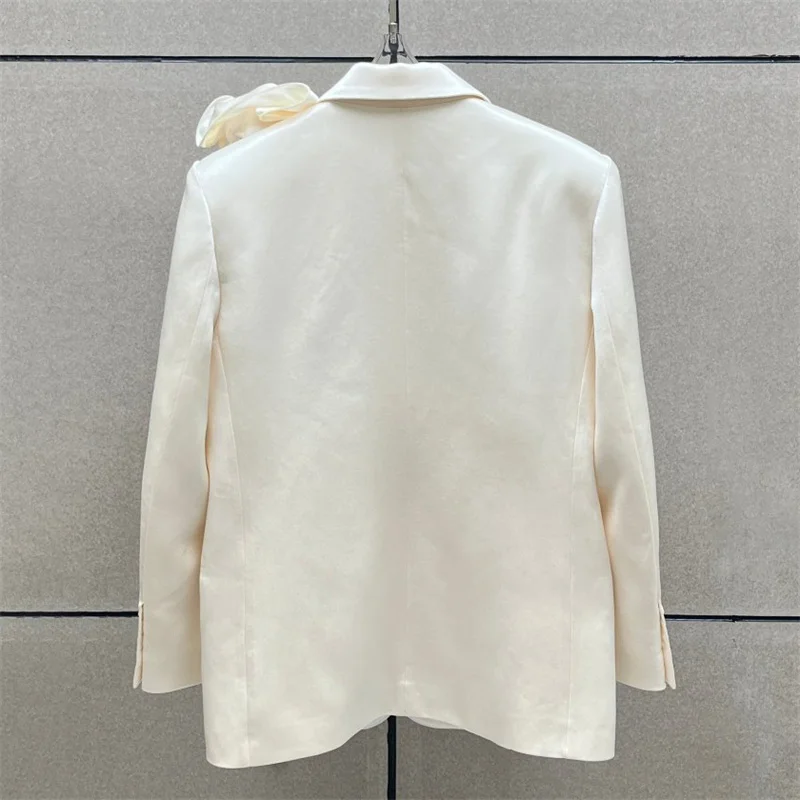 Women's blazer New outerwears 3D floral decorated long sleeved top for summer 2025 Single breasted slim fit women's suit jacket