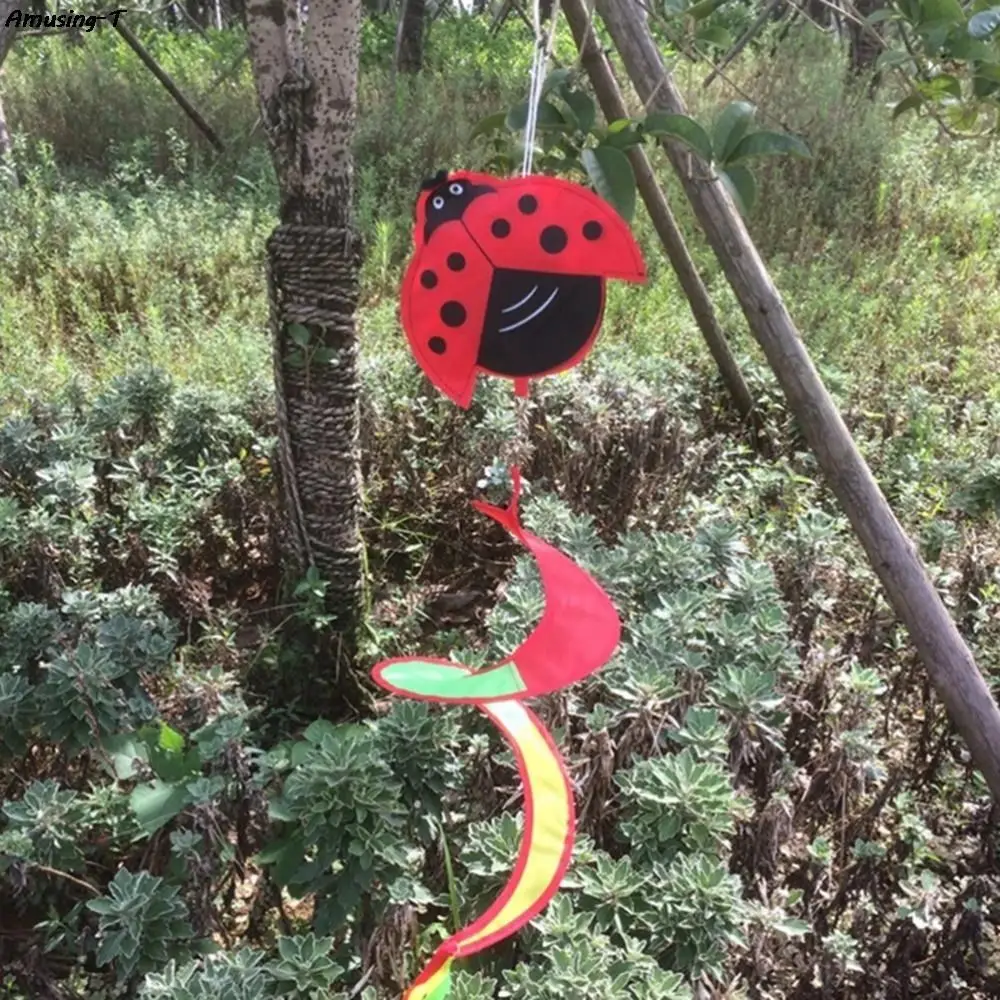 조경 장식 다채로운 동물 풍차 무독성 매달린 나선형 풍경종 녹슬지 않는 어린이 공예 유치원