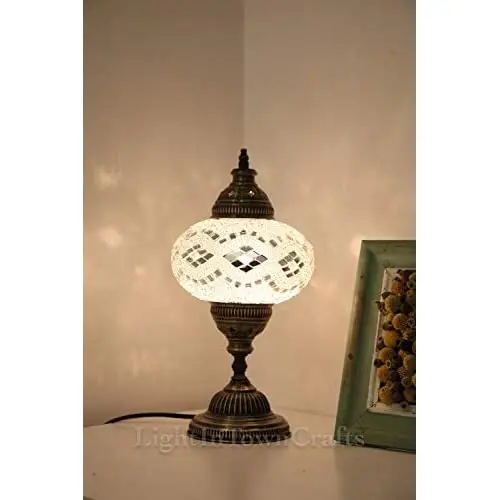 2021 Table LAMP English Moroccan Tiffany Mosaic Lantern Night Art Decor Lamp Unique Wedding Gift Lampshade Customize Home Fixtur