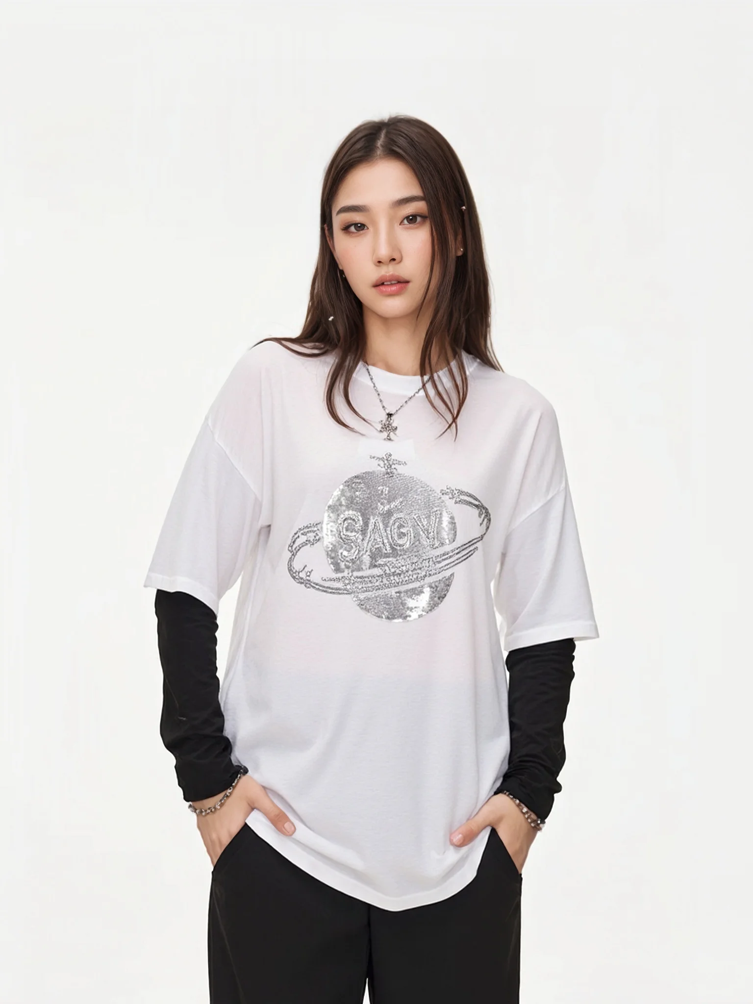 

BW Casual Leisure Long T-irt Women's White Heavy Industry Pl Sequins Fake Two-Piece Spring Cotton Long Sve round Ne