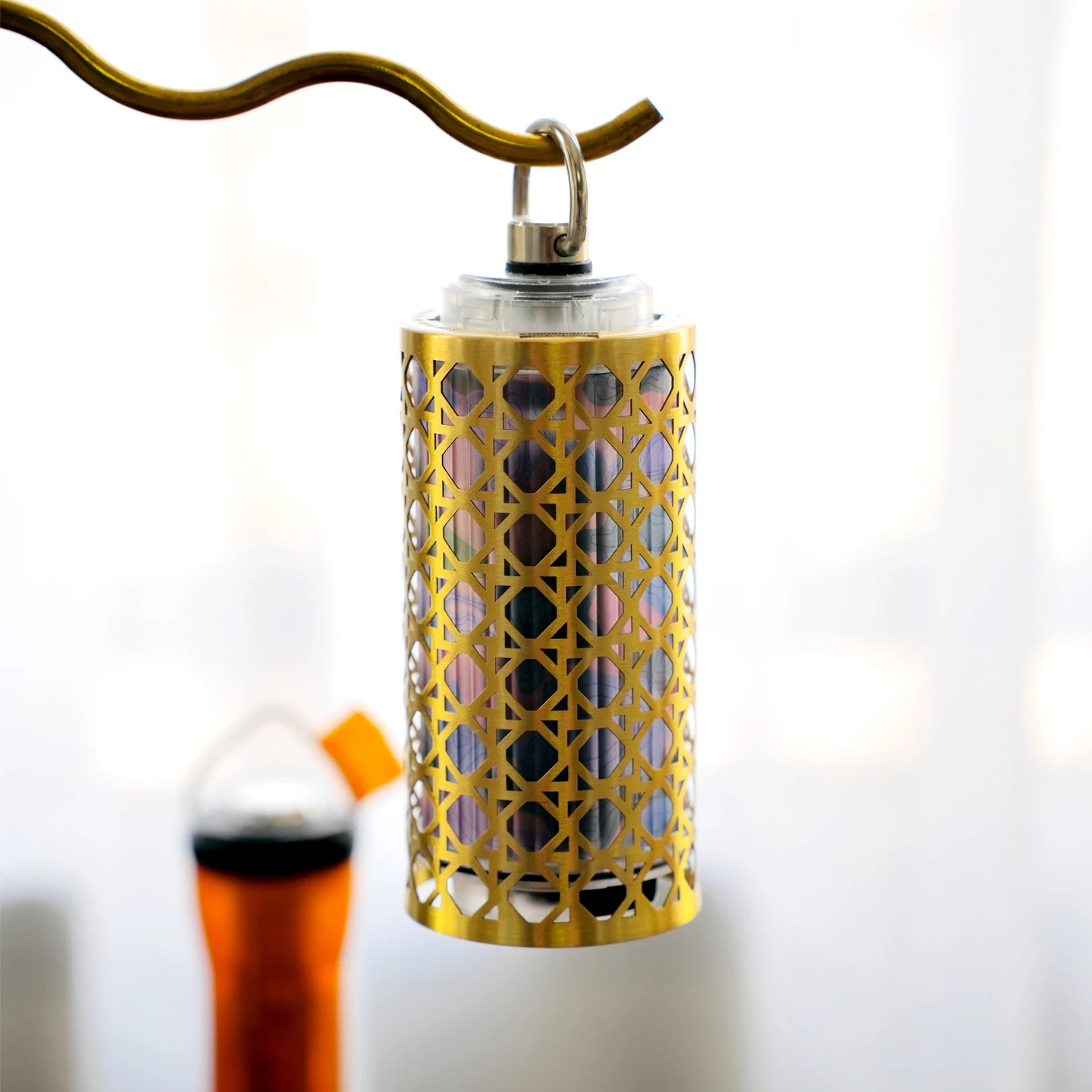 

Camping lamp shell made of brass material, decorative replacement of camping lamp with creative woven pattern shell cover