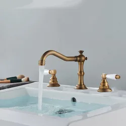 Vintage Retro Antique Brass Deck Mounted Dual Handles Widespread Bathroom 3 Holes Basin Faucet Mixer Water Taps man073