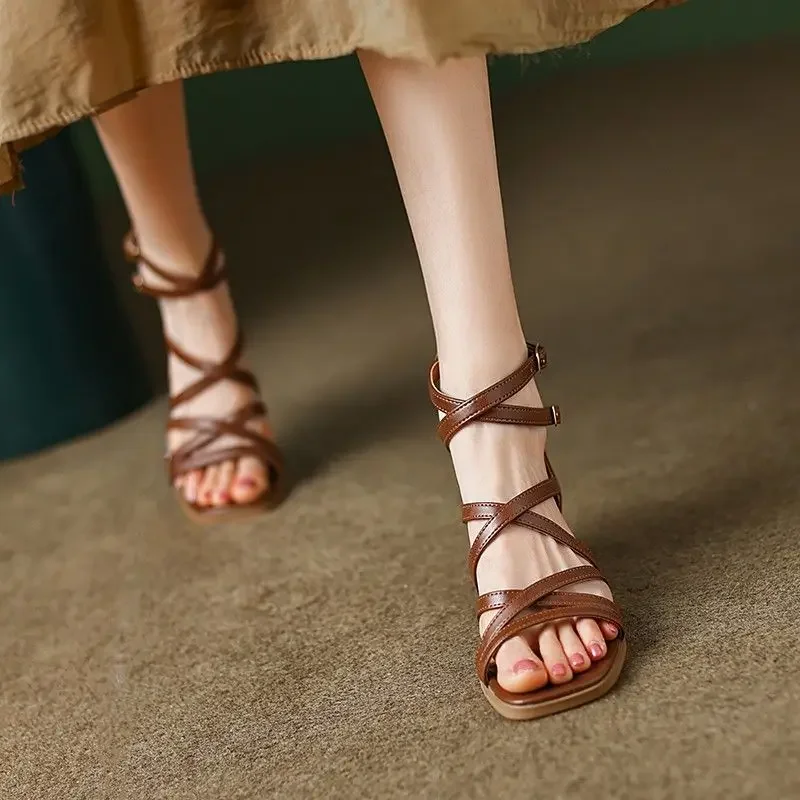 Buckles Woman Shoes Round Toe Tip Sandals for Women With Medium Heels Original Anti Slip Hot Sales Comfortable and Elegant