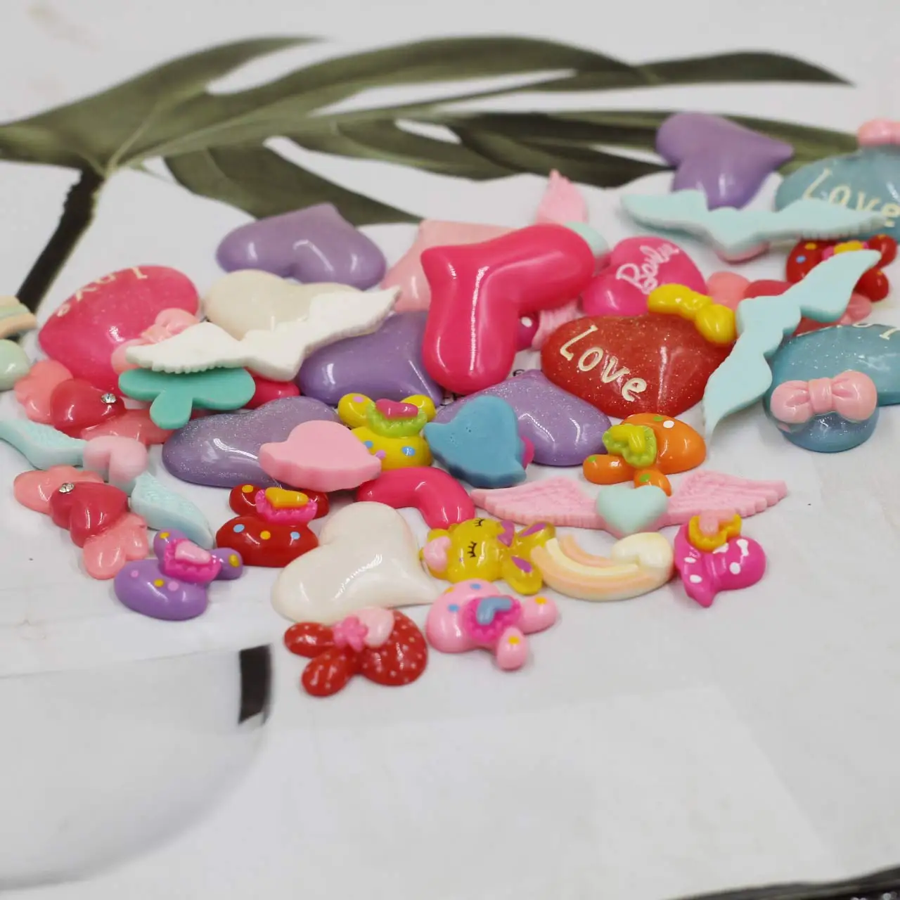 50PCS Mixed Random Love Heart Theme Resin Charm Cameos Cabochon 10-50mm Long DIY Handicrafts Decoration Jewelry Accessories